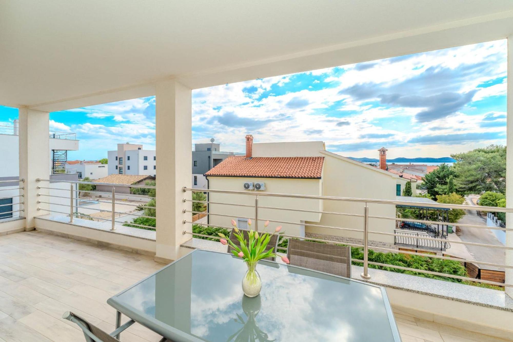 Apartment Deluxe Villa Carlotta Задар Екстер'єр фото